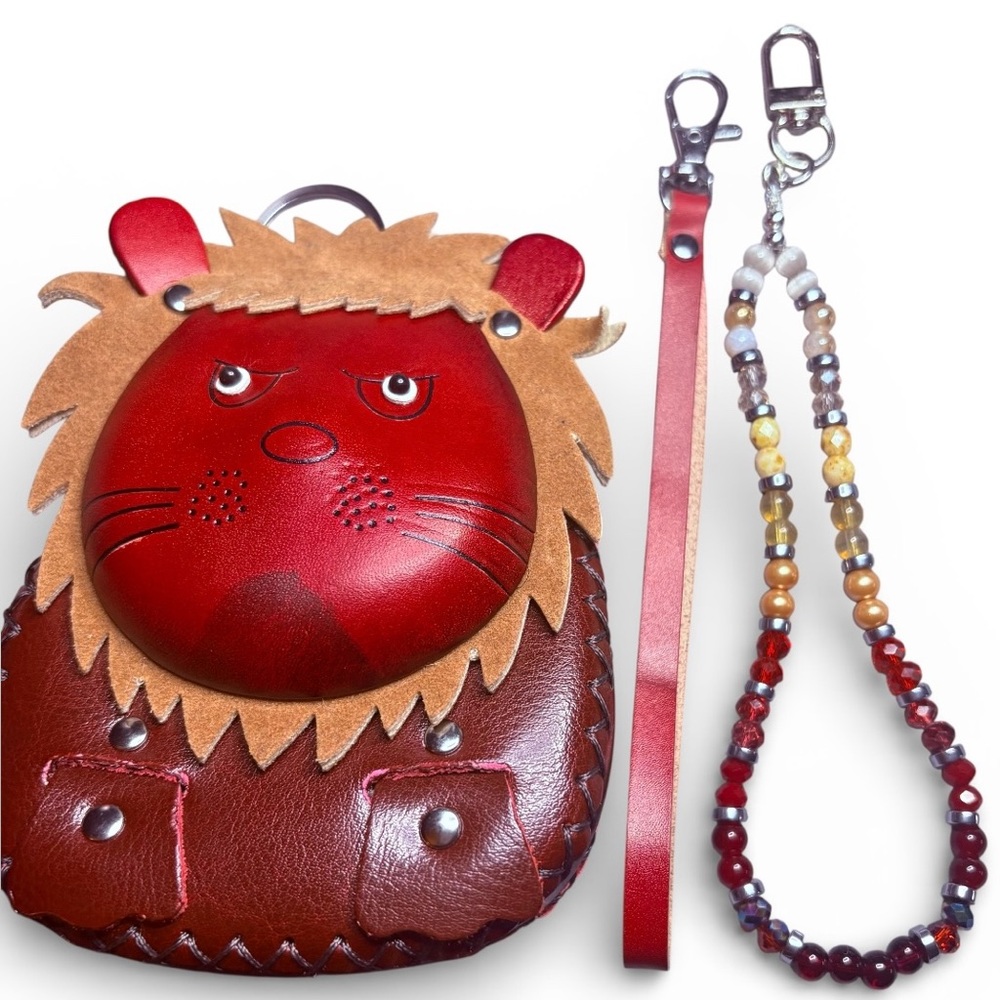 NEW Rustic Southwest Boho Hand Stitched Leather Red Lion Wristlet/Coin Purse